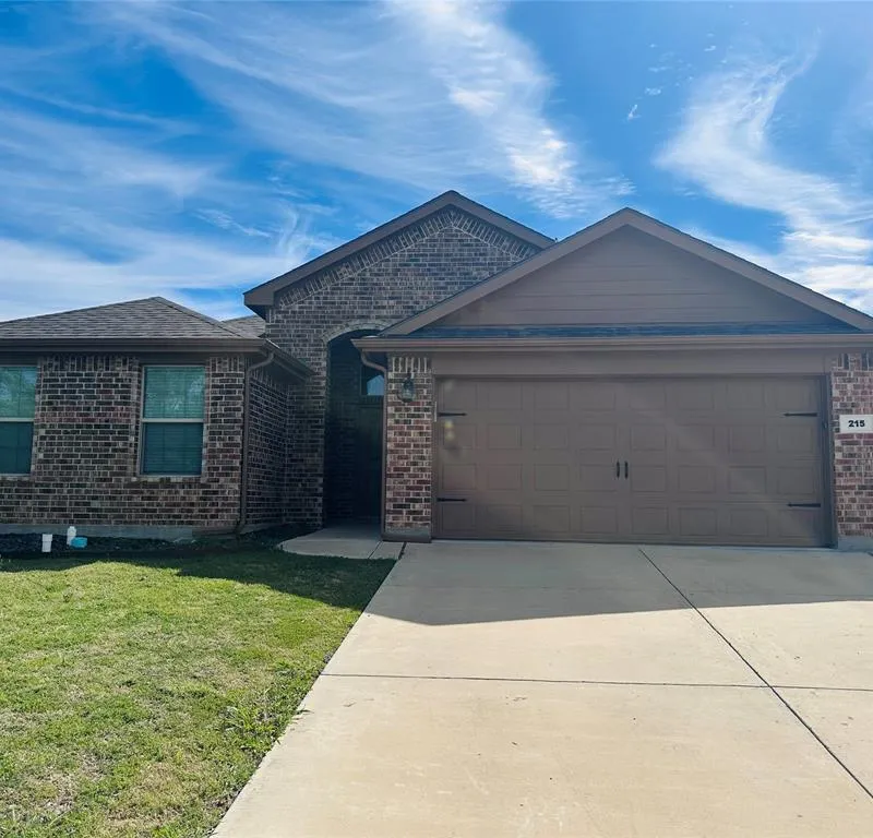 215 Belmont Park Drive, Ponder TX 76259