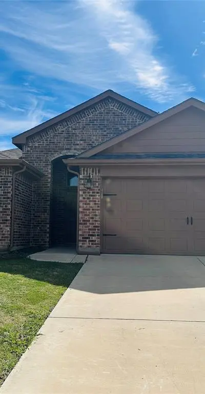 215 Belmont Park Drive, Ponder TX 76259