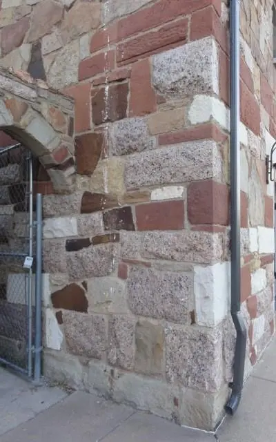 1200 E Maddox Avenue, Fort Worth TX 76104 - Photo 2