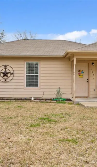 209 Mill Street, Lone Oak TX 75453