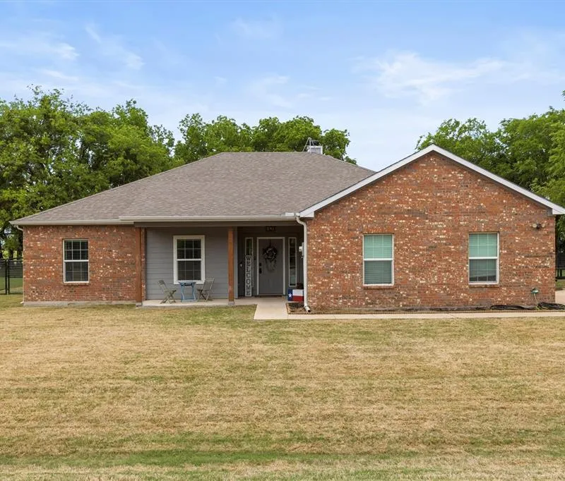 429 Collin Street, Nevada TX 75173