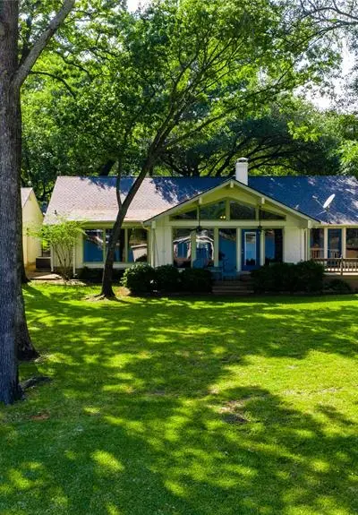 116 Camino Robles Street, Gun Barrel City TX 75156