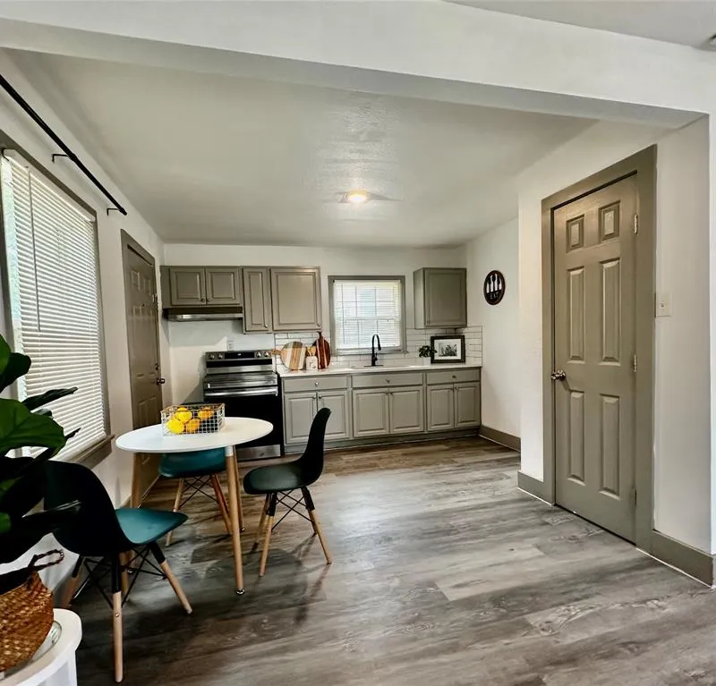 3613 Castleman Street, Fort Worth TX 76119