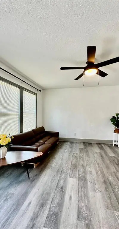 3613 Castleman Street, Fort Worth TX 76119 - Photo 2