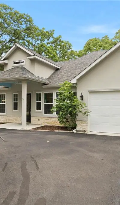 2526 Fox Point Circle, Quinlan TX 75474
