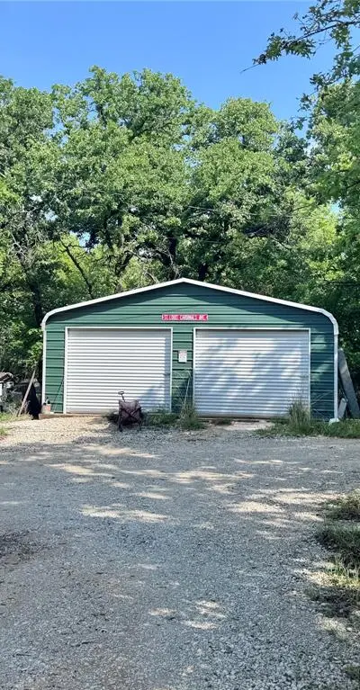 252 Nocona Drive, Nocona TX 76255 - Photo 3