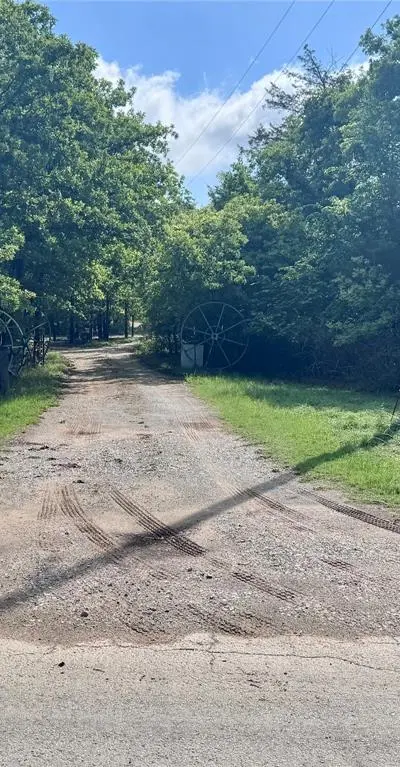 252 Nocona Drive, Nocona TX 76255 - Photo 4