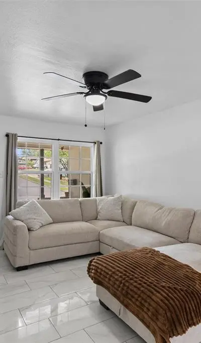 434 W Phillips Court, Grand Prairie TX 75051 - Photo 5