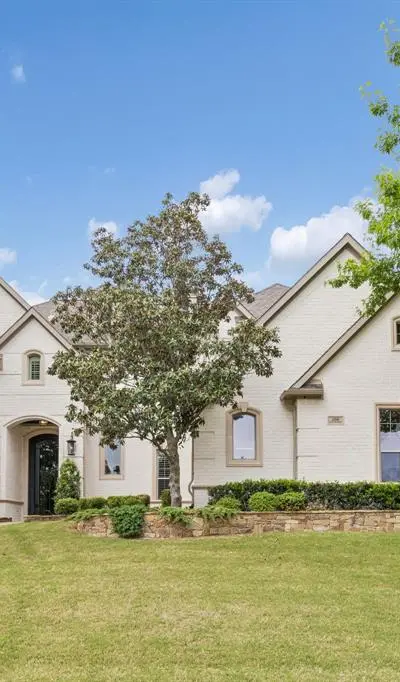 156 Stoneleigh Drive, Heath TX 75032