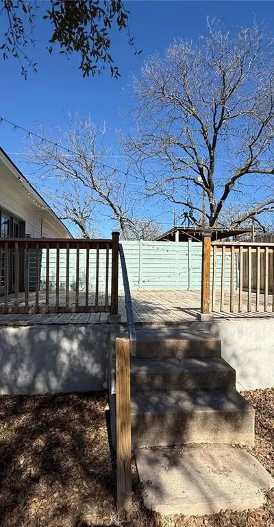202 Throckmorton Street, Weatherford TX 76086 - Photo 5