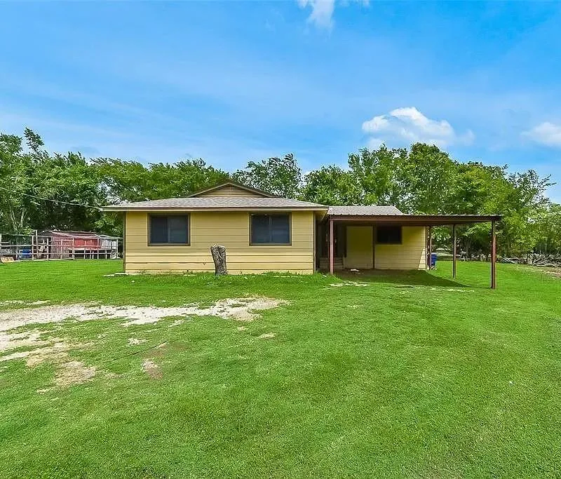 17091 County Road 339, Terrell TX 75161