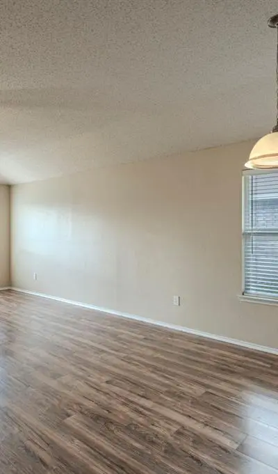1311 Chapman Drive, Lancaster TX 75134 - Photo 2
