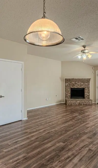 1311 Chapman Drive, Lancaster TX 75134 - Photo 3