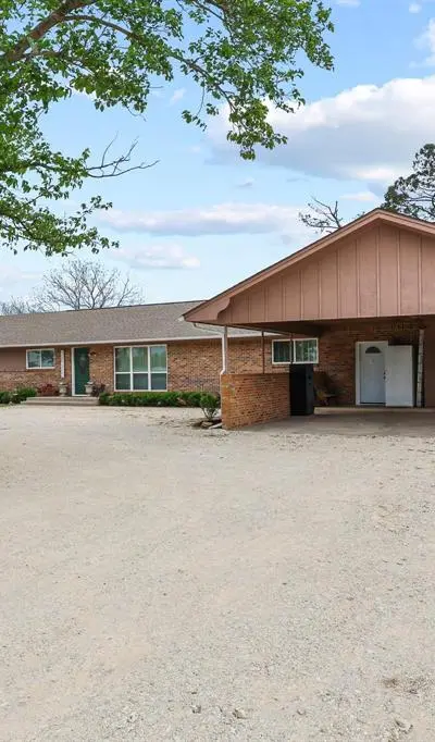 416 4th Street, Whitesboro TX 76273 - Photo 3