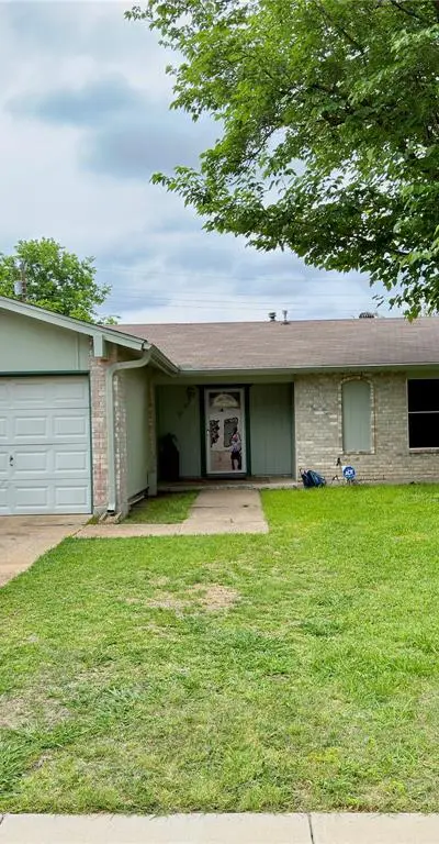 1519 Clearbrook Street, Lancaster TX 75134