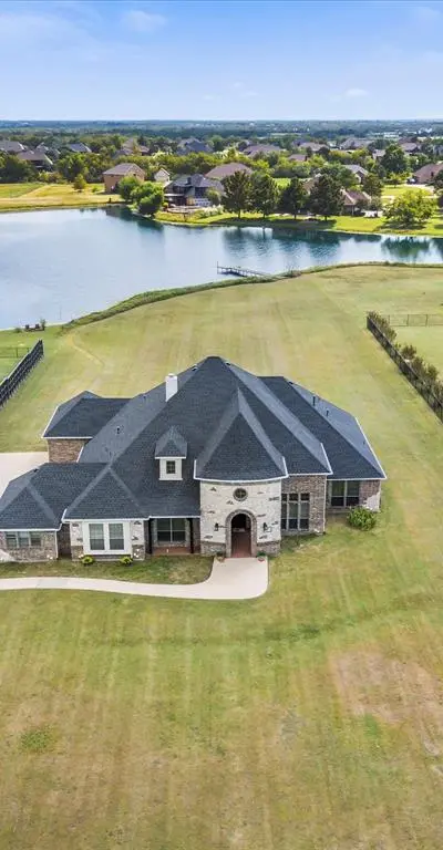 10270 County Road 213, Talty TX 75126