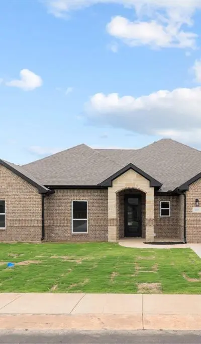 505 Limestone Circle, Mabank TX 75147