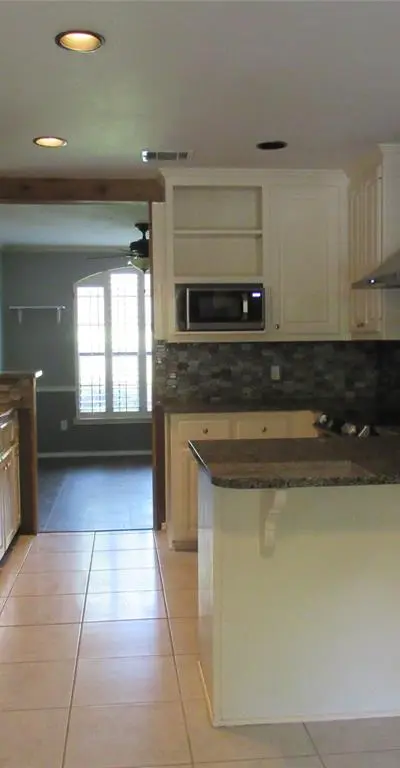 1048 Eagle Canyon Drive, China Spring TX 76633 - Photo 5