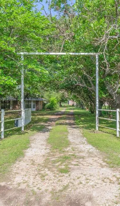 10761 County Road 348, Wills Point TX 75169 - Photo 4