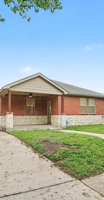 2446 Catherine Street, Dallas TX 75211