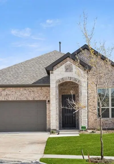2377 Rams Horn Drive, Waxahachie TX 75167