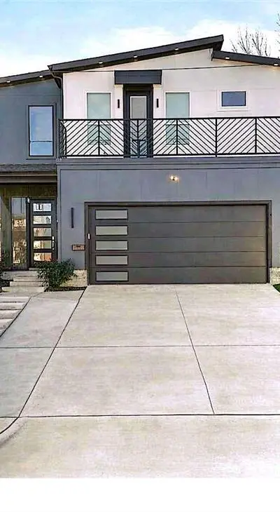 1320 Compton Street, Dallas TX 75203