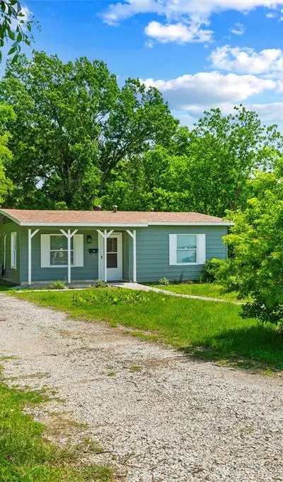 1006 Westridge Avenue, Lancaster TX 75146