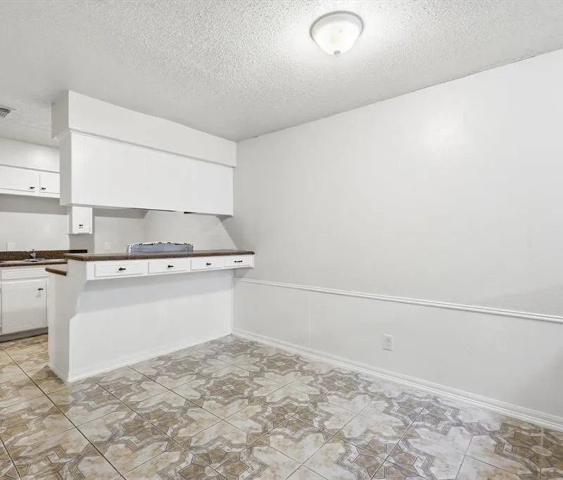 756 E Pecan Street, Hurst TX 76053