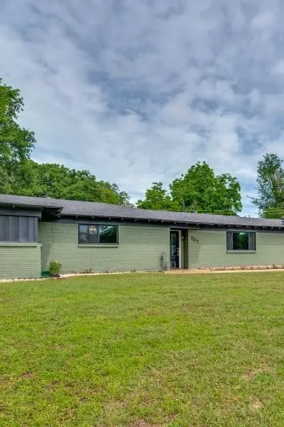 905 Hurstview Drive, Hurst TX 76053 - Photo 2
