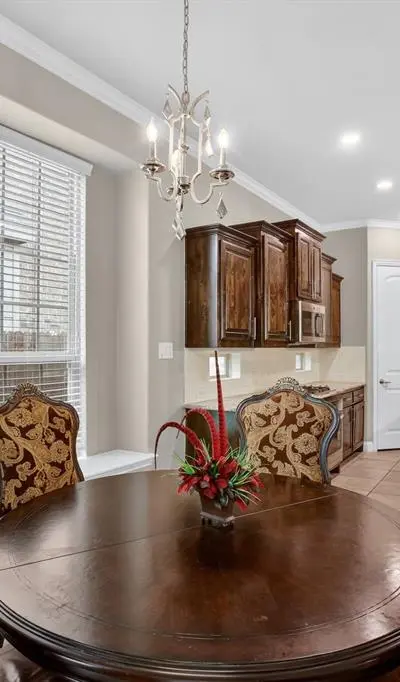 510 Garden Avenue, Euless TX 76039 - Photo 3