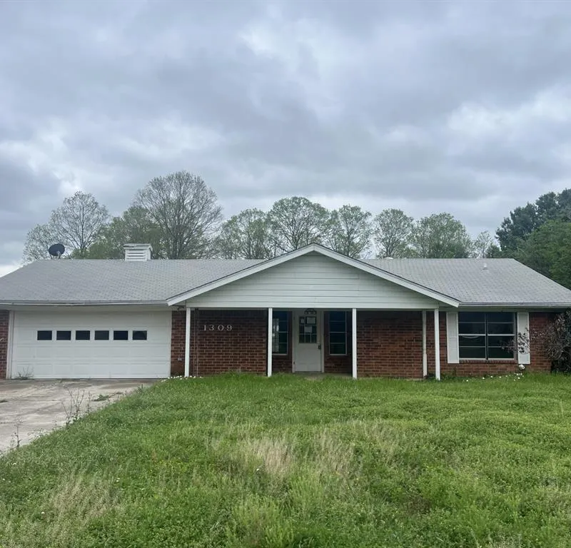 1309 Sherry Lane, Early TX 76802
