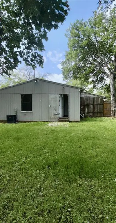 5312 Dimple Jackson Street, Dallas TX 75210 - Photo 3