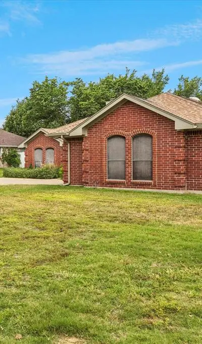 1263 Wendy Court, Kennedale TX 76060 - Photo 3