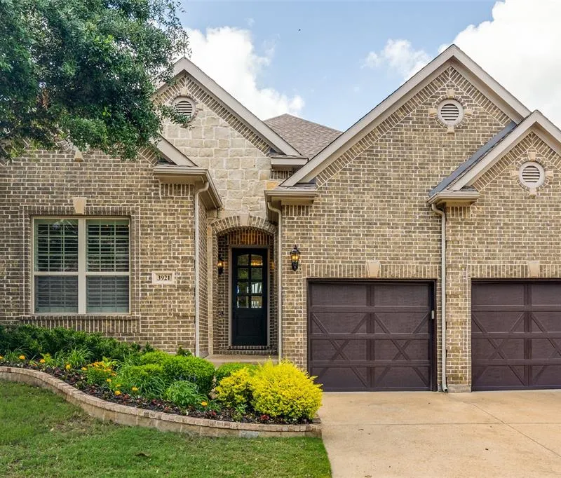 3921 Clear Creek Court, Richardson TX 75082
