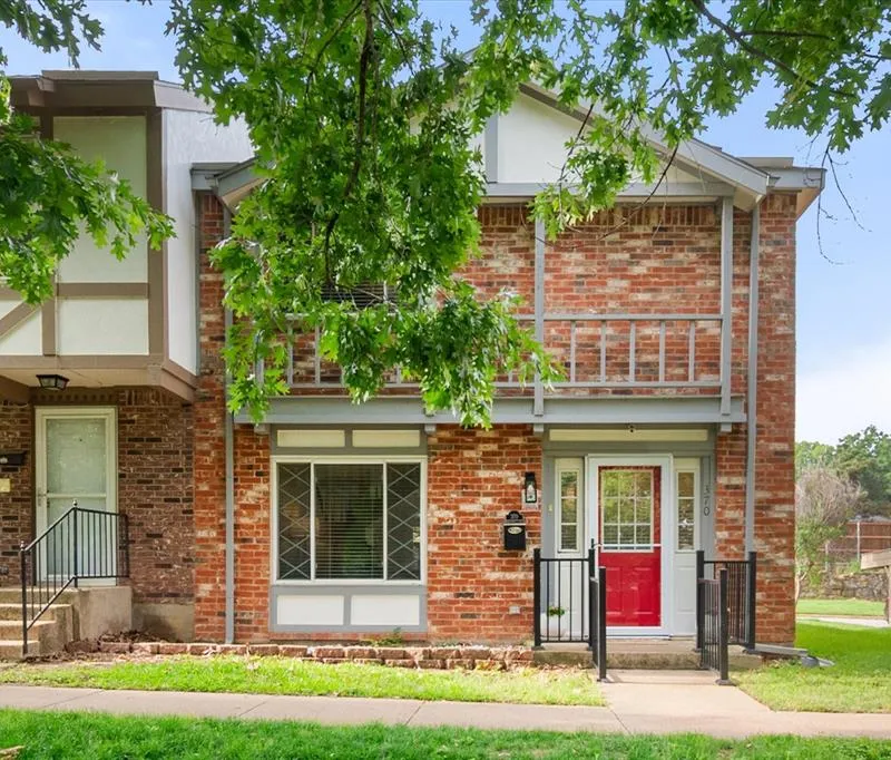 370 Westview Terrace, Arlington TX 76013