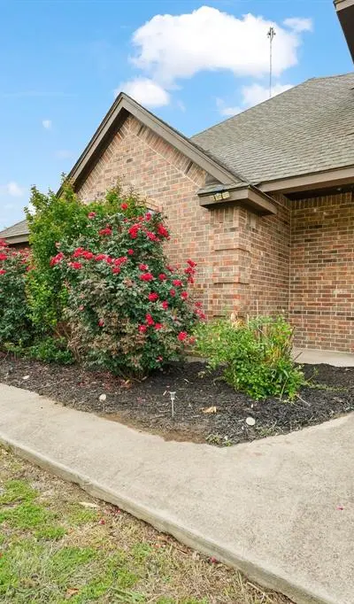 439 Stone Mountain, Cresson TX 76035 - Photo 3
