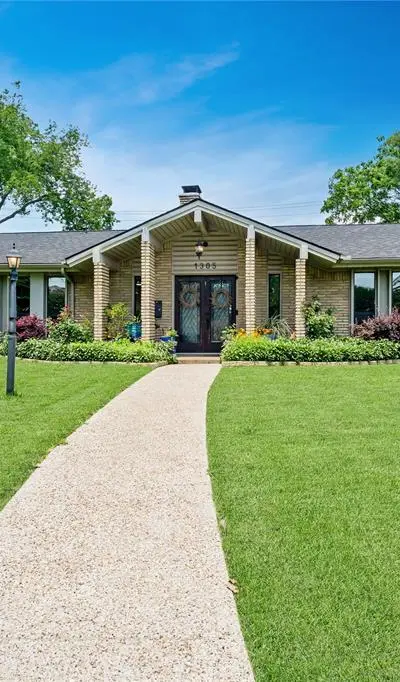1305 Savannah Drive, Irving TX 75062