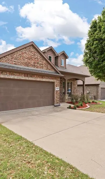 12816 Breckenridge Court, Fort Worth TX 76177 - Photo 3