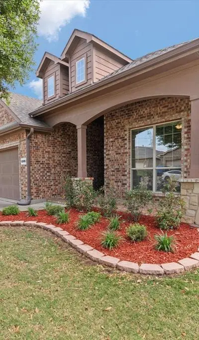 12816 Breckenridge Court, Fort Worth TX 76177 - Photo 4
