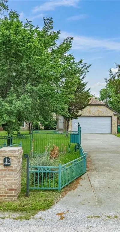 621 Lamp Post Lane, Oak Point TX 75068 - Photo 4
