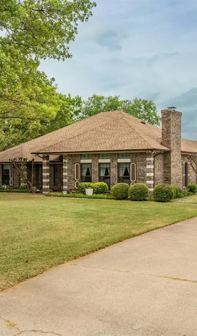 210 N Forest Lane, Double Oak TX 75077 - Photo 3