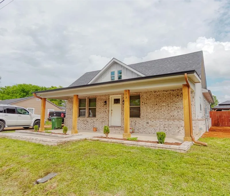 113 Smith, Tioga TX 76271