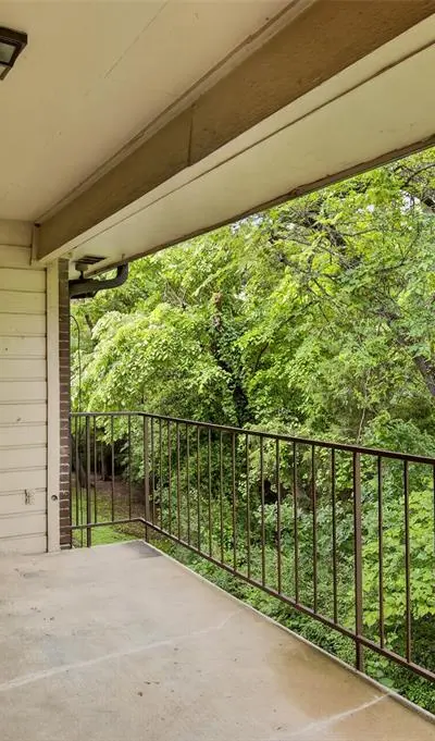 2505 Wedglea Drive # 238, Dallas TX 75211 - Photo 4
