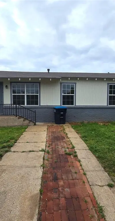 5010 Sunshine Drive, Fort Worth TX 76105 - Photo 2