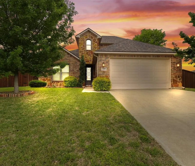 6929 Tessla Drive, Dallas TX 75241