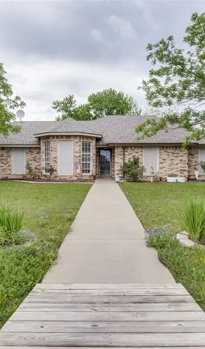 3336 Dasher Street, Lancaster TX 75146