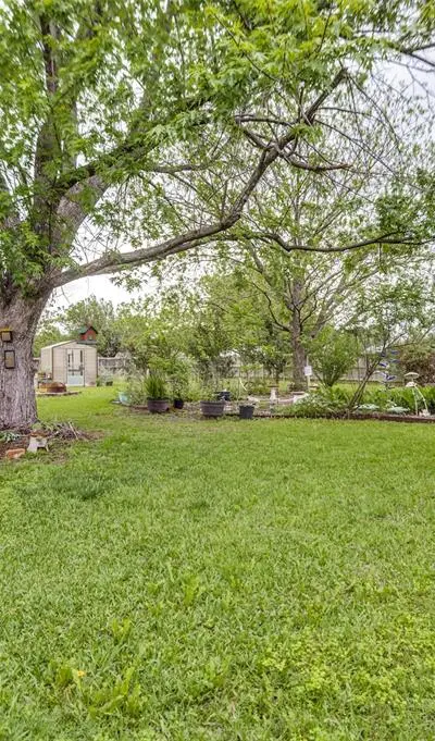 3336 Dasher Street, Lancaster TX 75146 - Photo 5