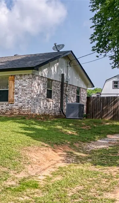 2268 Tanglewood Street, Weatherford TX 76085 - Photo 5