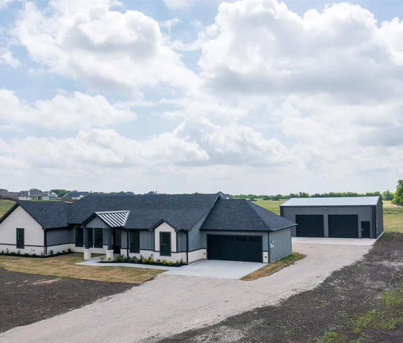 901 Old Maypearl Road, Waxahachie TX 75167