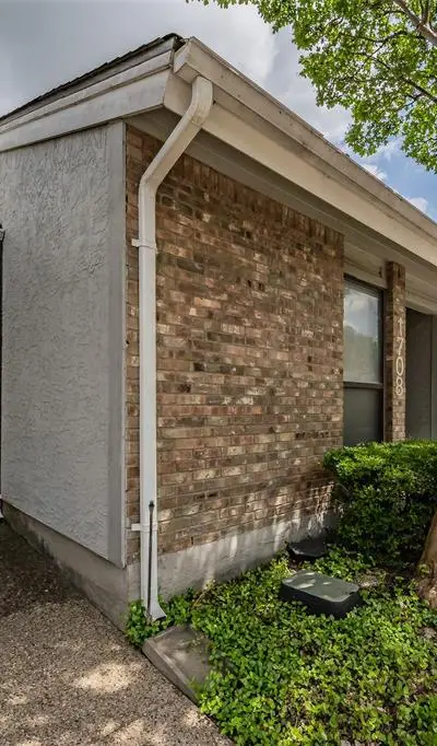 17490 Meandering Way # 1709, Dallas TX 75252 - Photo 2